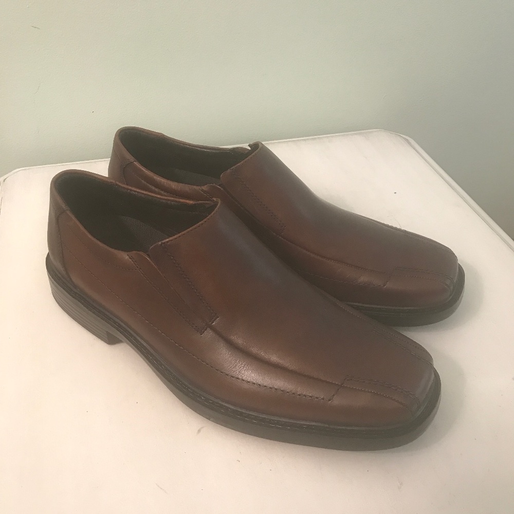 NWOT Bostonian 2Podcomfort brown leather shoes